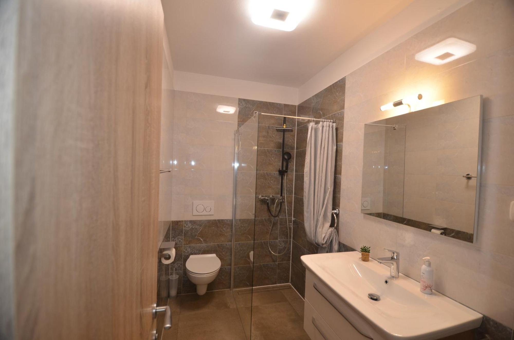 Viola Vizula Apartmán *